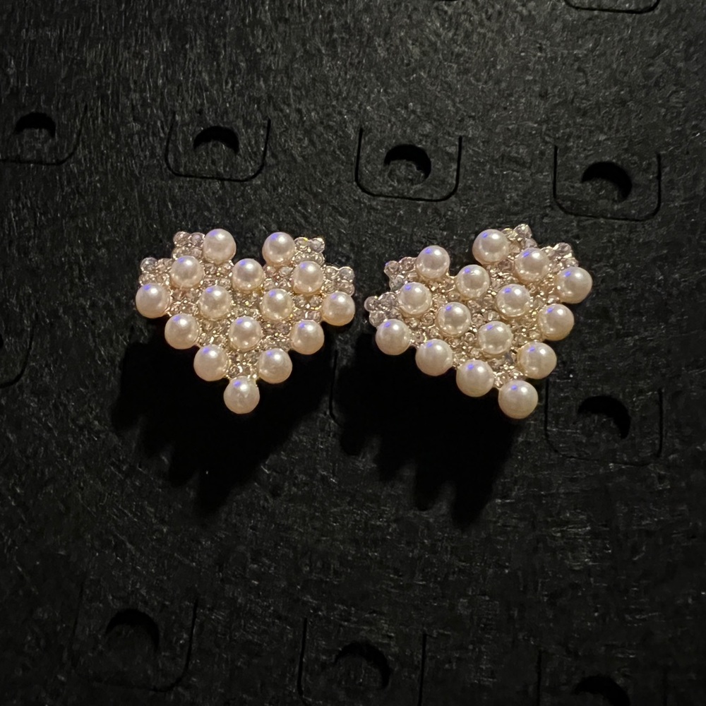 New 16 Pcs Luxury Rhinestone Butterfly Dollar Sign Lips Croc Charms Set - Picture 3 of 10